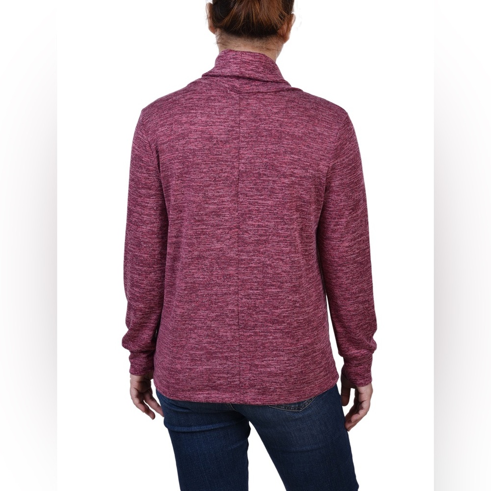 🚨New NOTATIONS Petite Long Sleeve Overlapping Cowl Neck Top - Picture 3 of 3